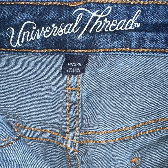 Jeans - Picture 4 of 4